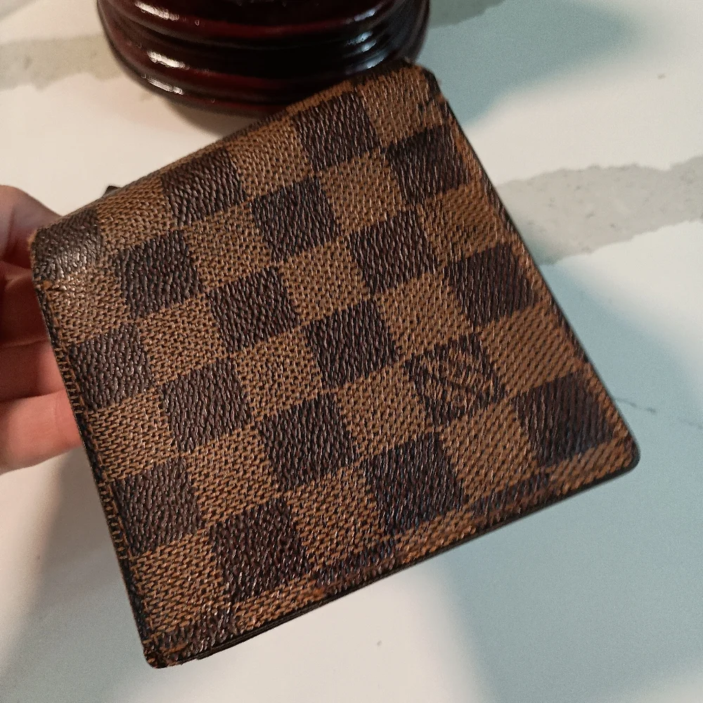 Authentic LOUIS VUITTON Brown Damier Ebene Canvas Multiple Bifold Wallet